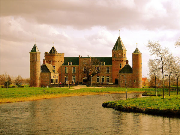 WESTHOVE CASTLE